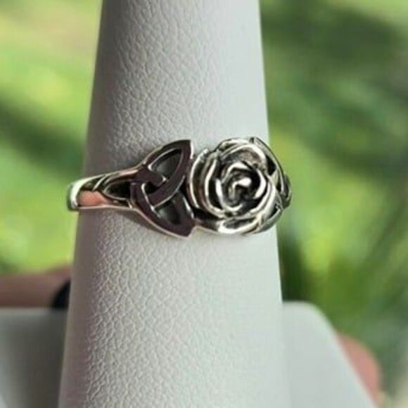 Celtic Trinity Rose Sterling Silver Ring, sizes 6 & 7 - Picture 3 of 6